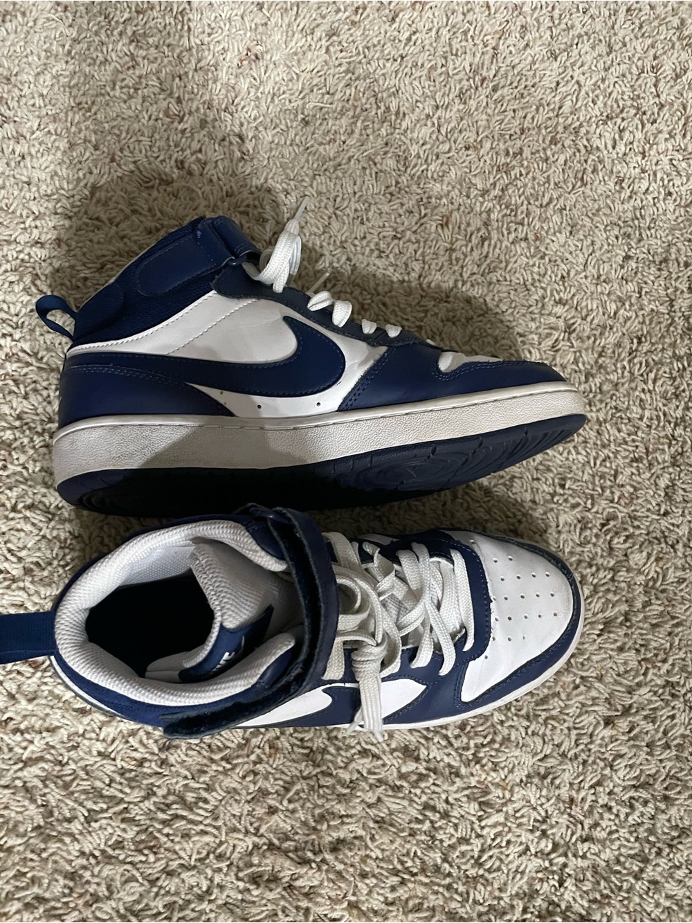 Nike Kids High-Top Sneakers in Navy and White